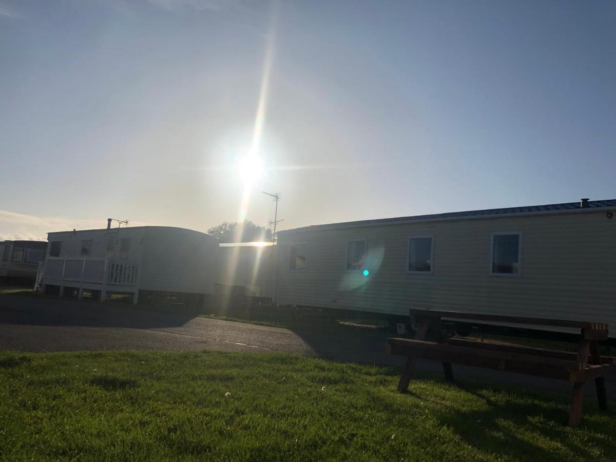 Towyn Six Berth En Suite Caravan Rhyl Exteriör bild